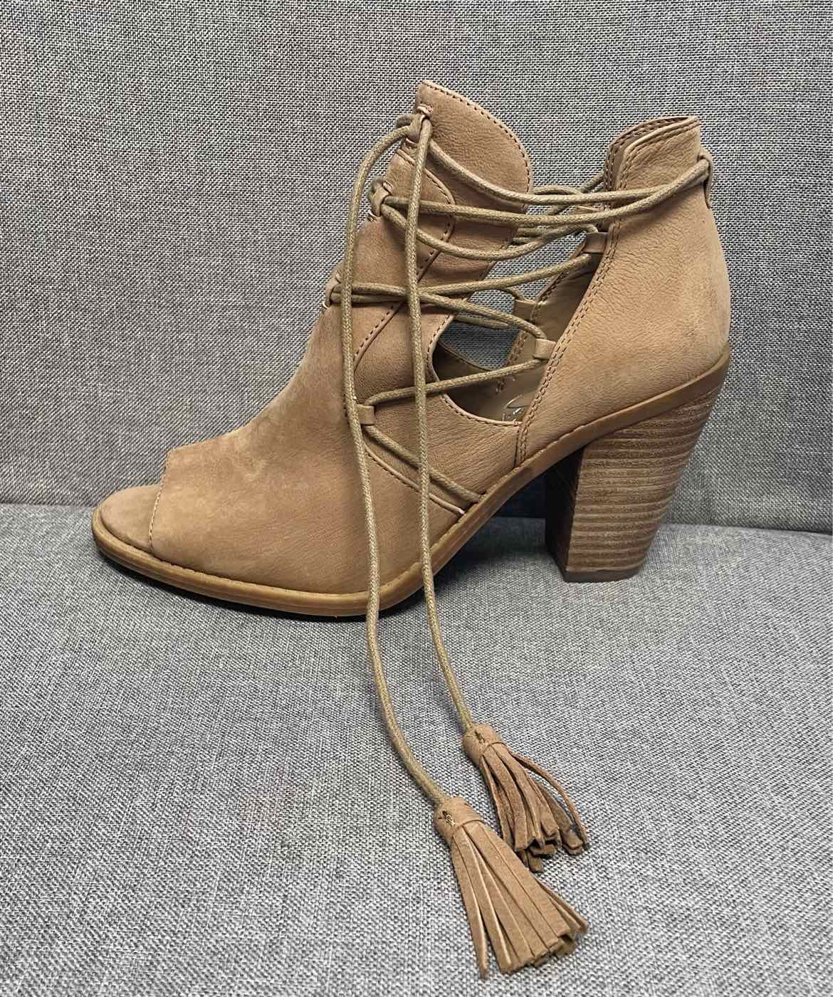 8.5 Jessica Simpson Shoes