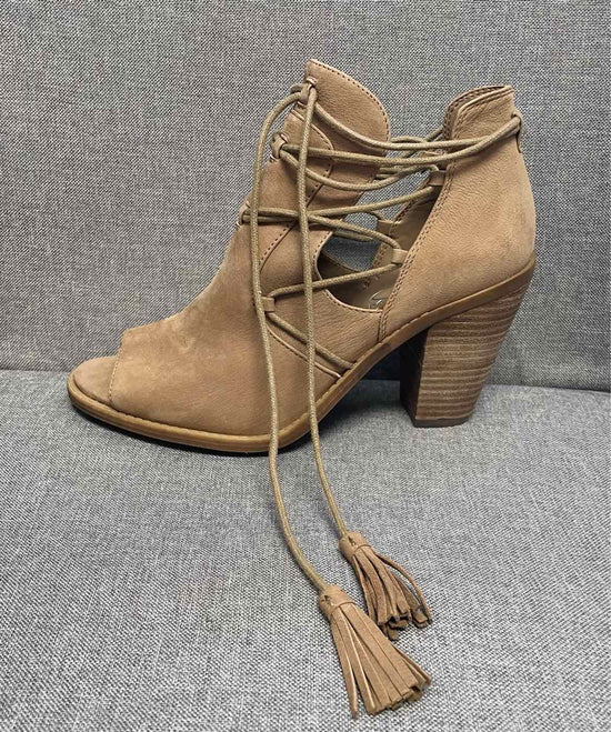 8.5 Jessica Simpson Shoes