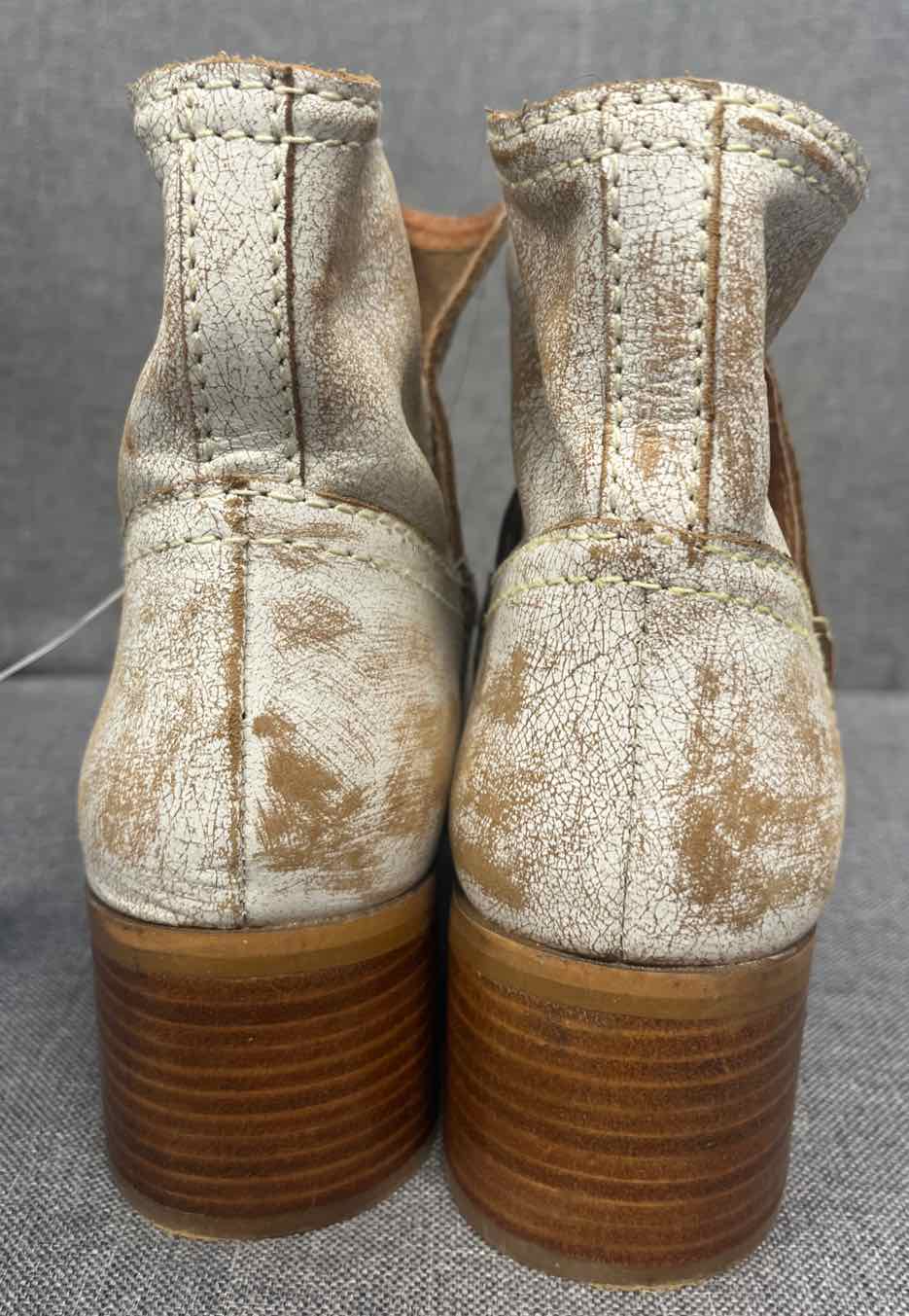 8 Diba True Boots