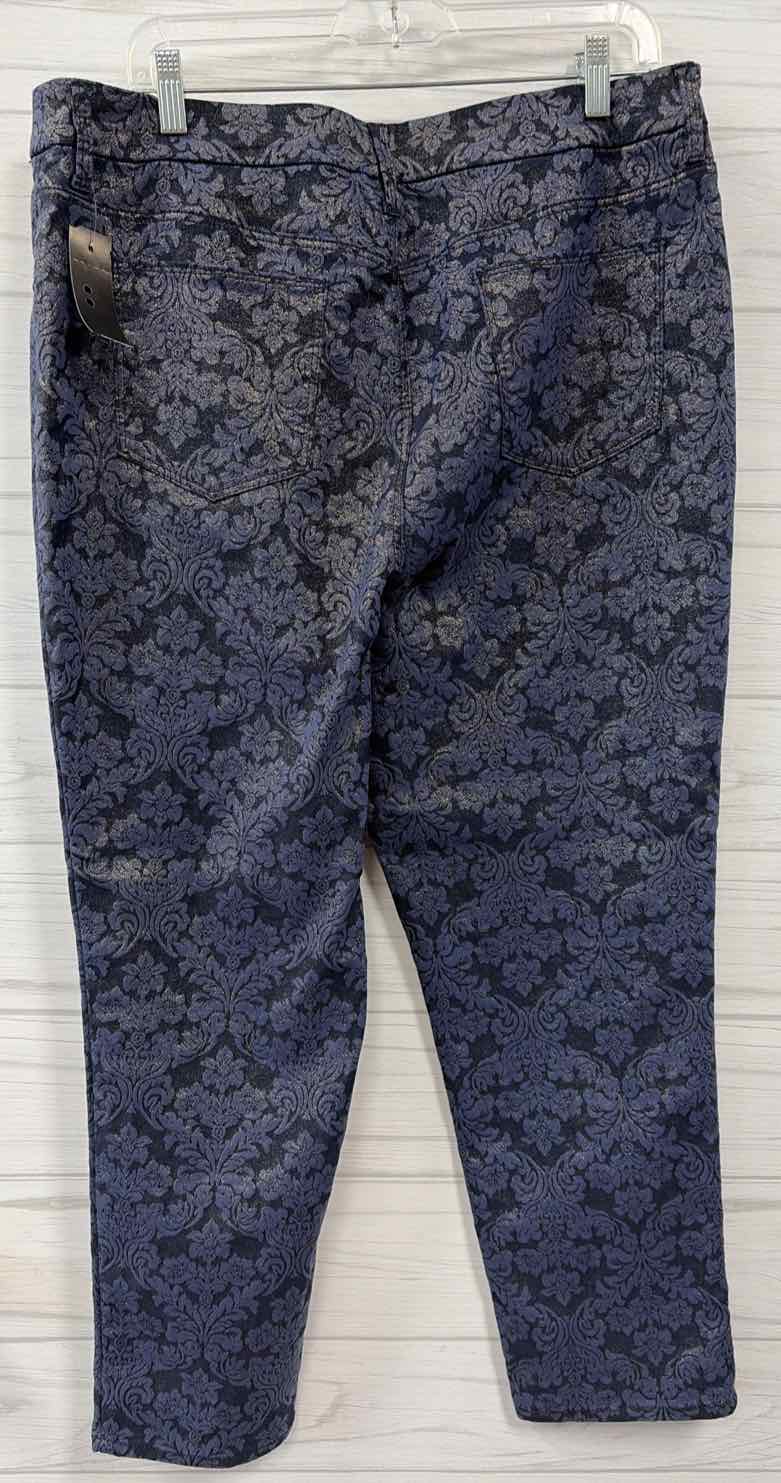 Size 2.5 Chicos Jeans