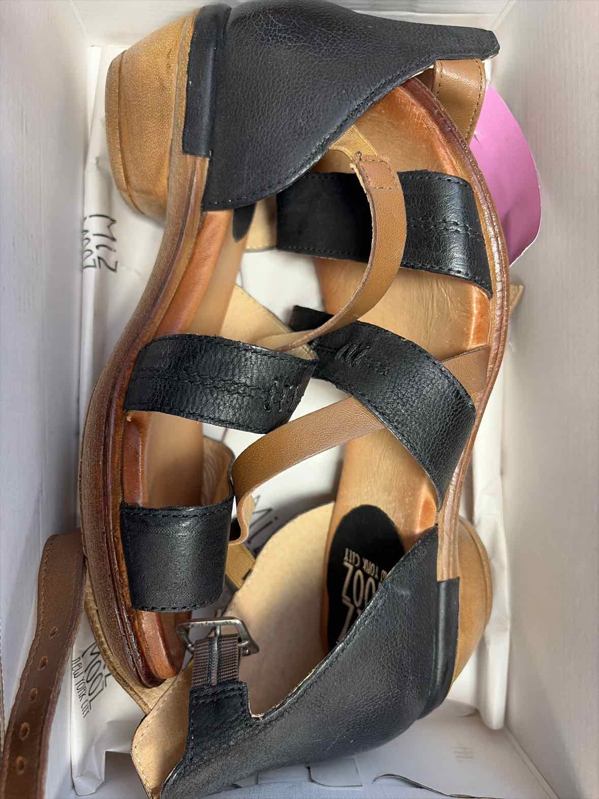 38 Miz Mooz Shoes