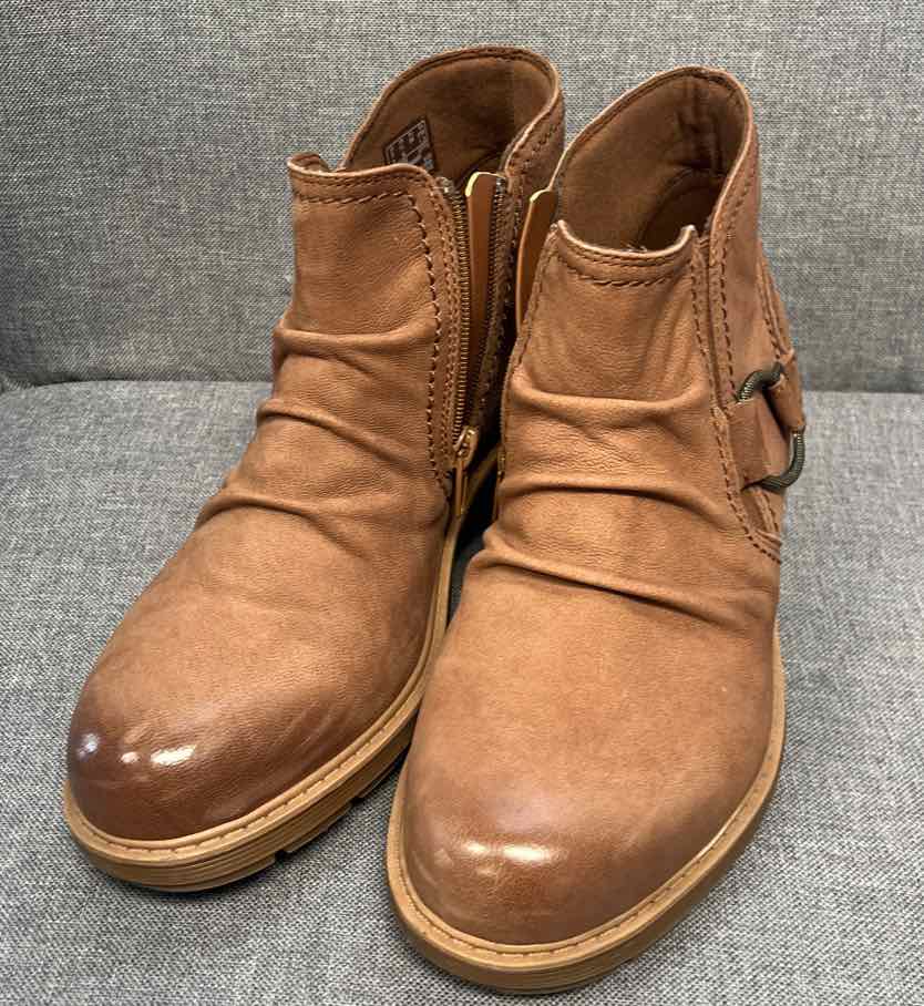 7.5 Clanks Boots