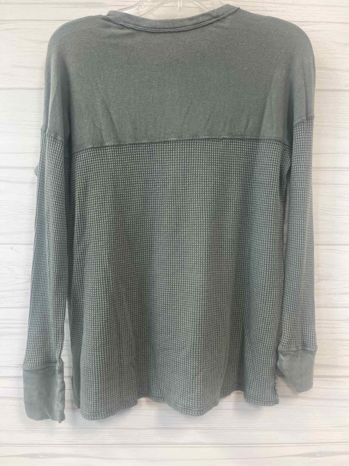 Size XS Aerie Shirt