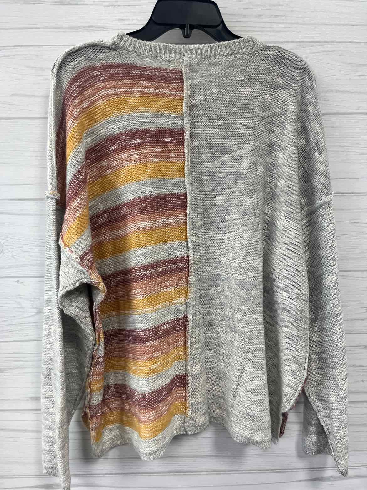 Size 3X easel Sweater