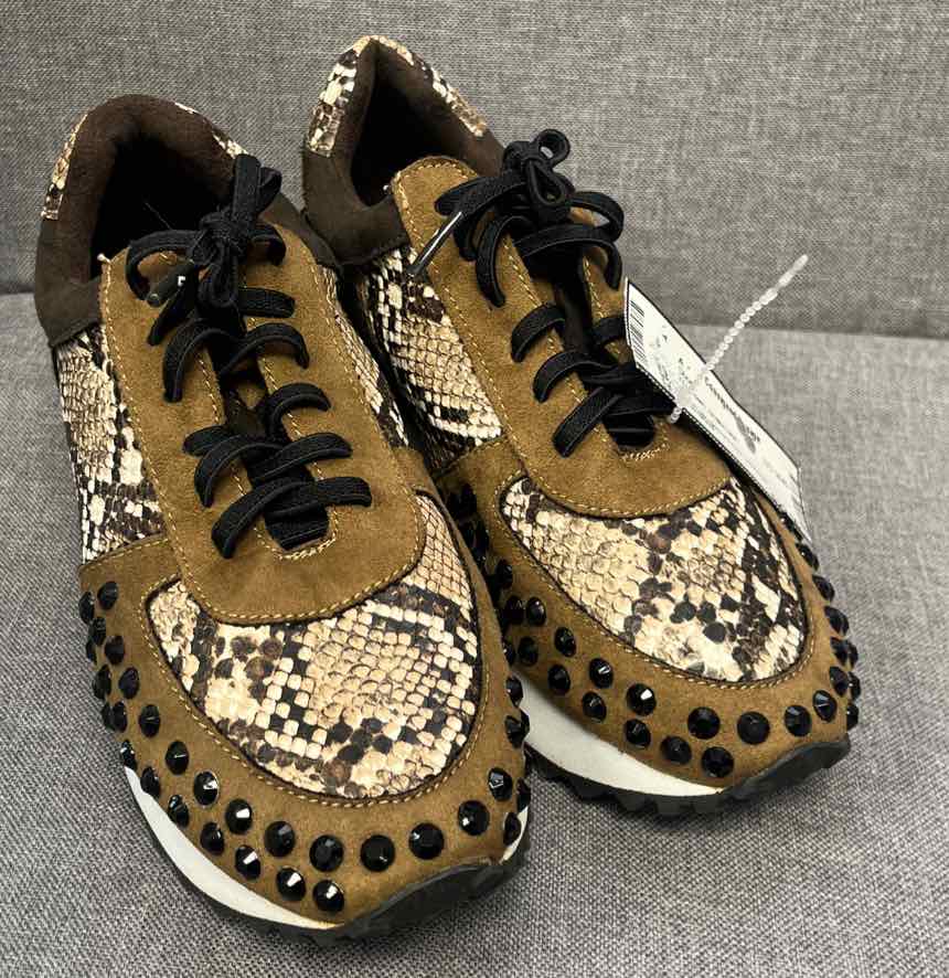 37 Shu Shop Shoes