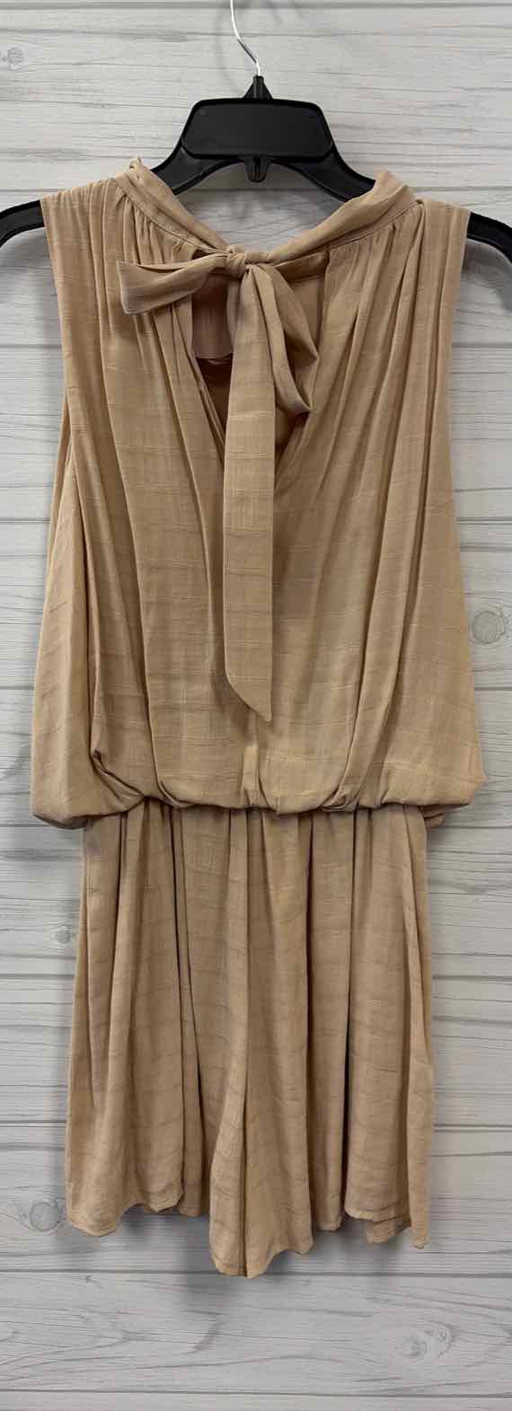 Size L easel Romper