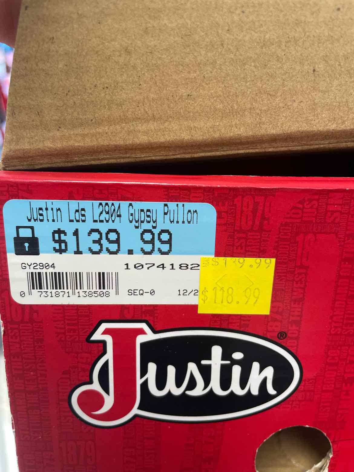 7.5 Justin Boots