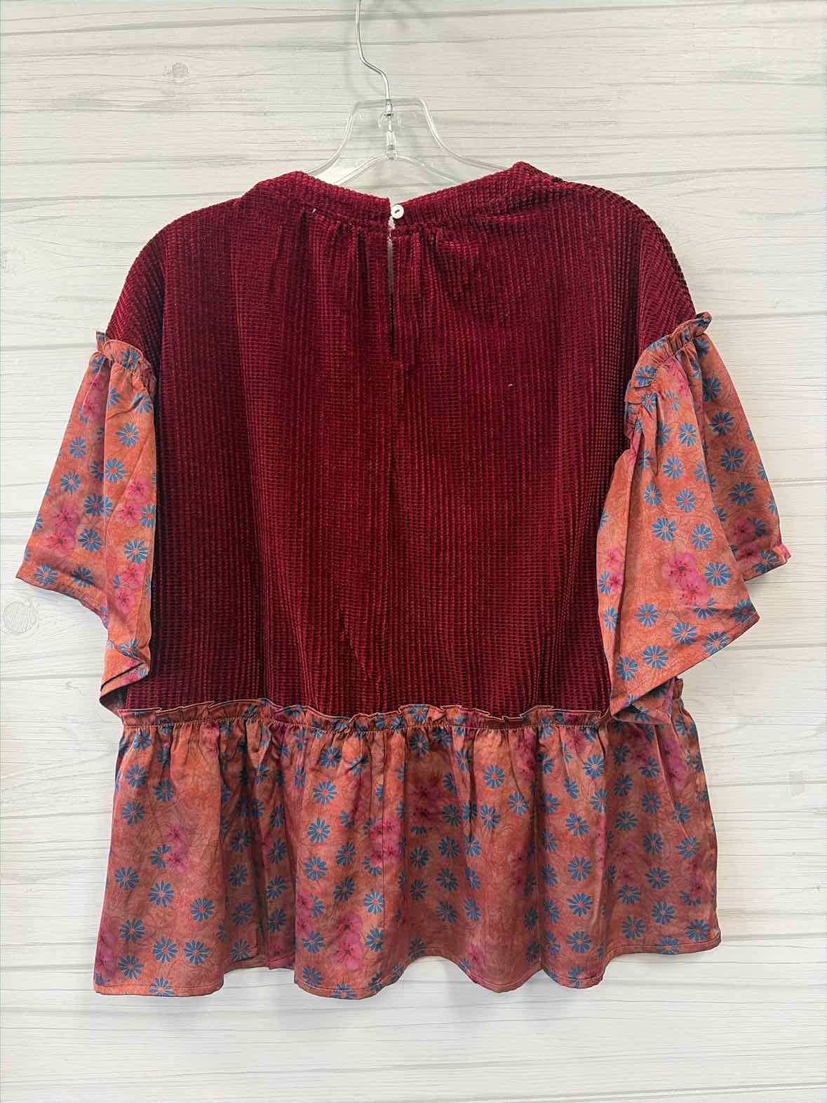 Size L Voy Shirt