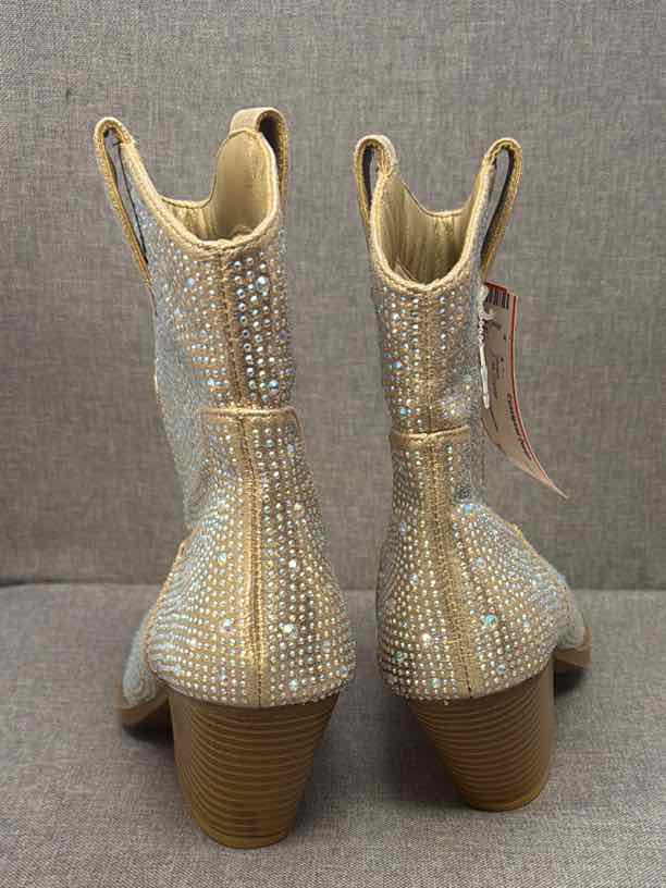 7 Forever Shoes