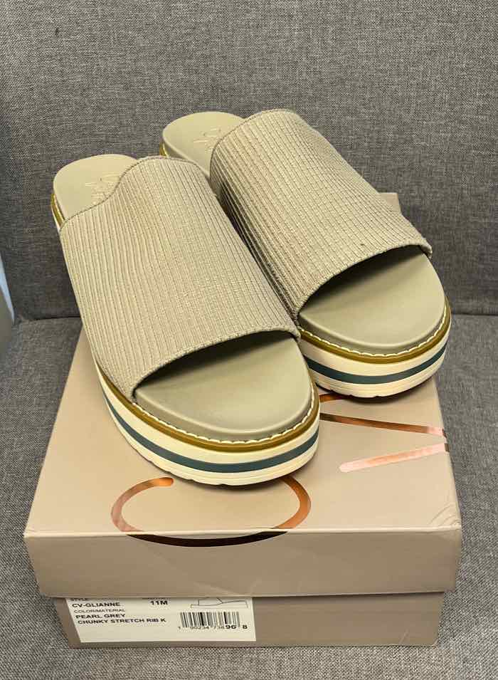 11 crown vintage Shoes
