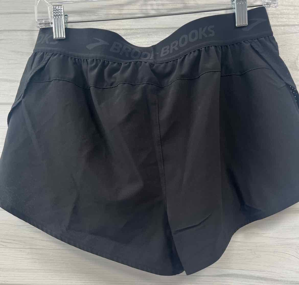 Size M Brooks Shorts