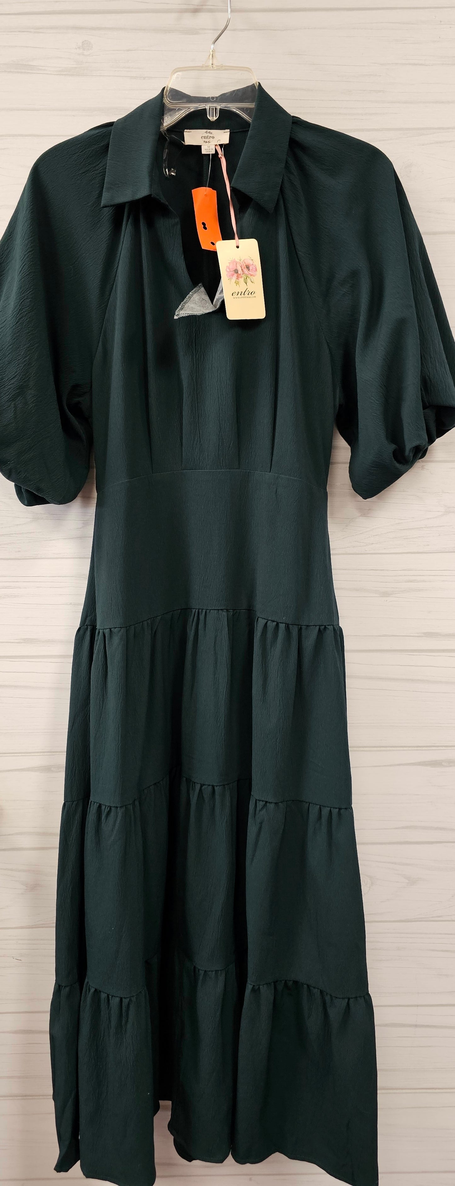 Size M Entro Dress