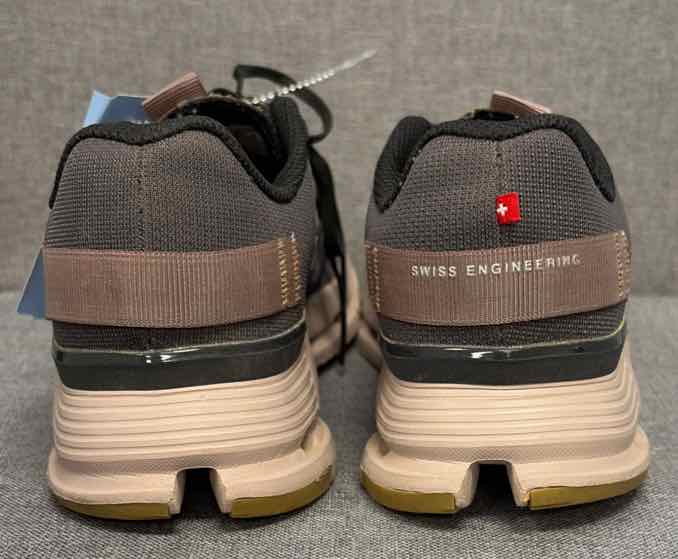 6 On Sneakers