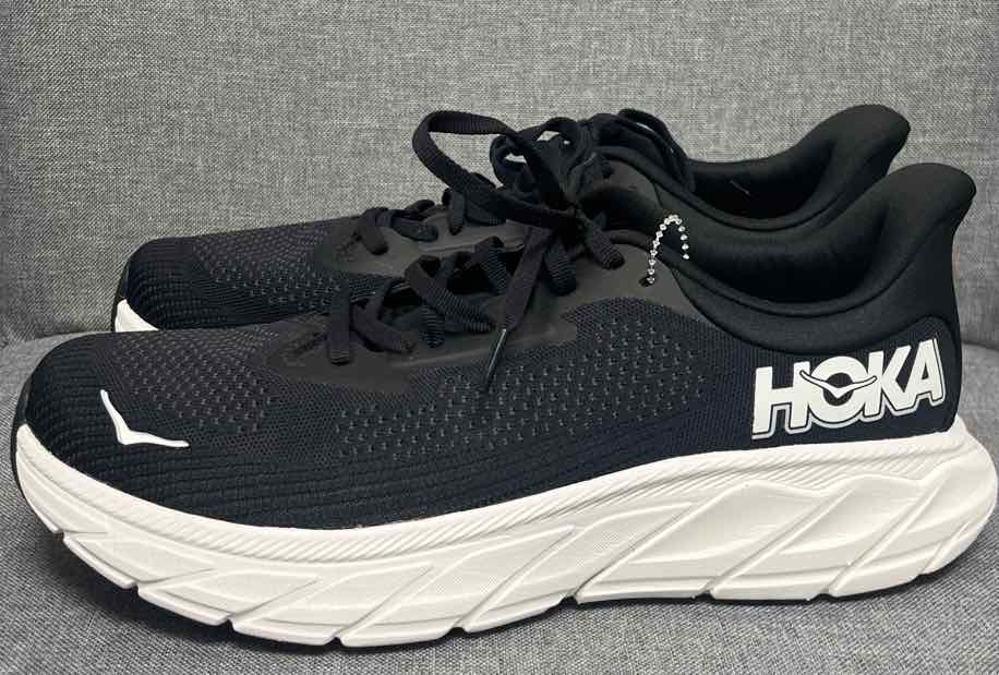 10 Hoka Shoes