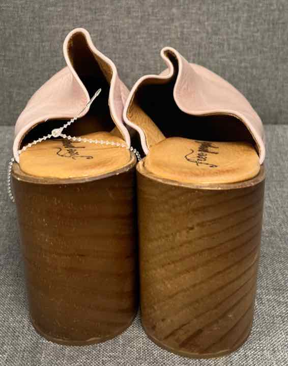 40 Free People Shoes