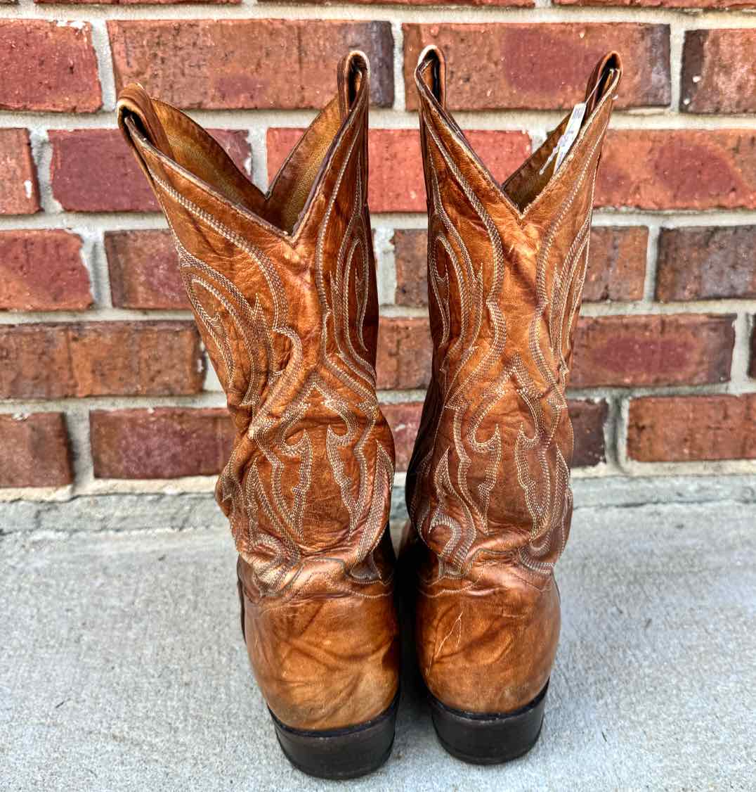 9 Tony Lama Boots