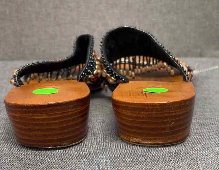 8 Shoes
