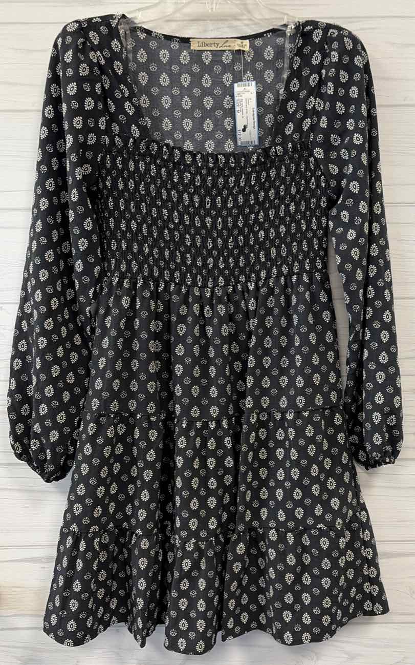 Size M Liberty Love Dress