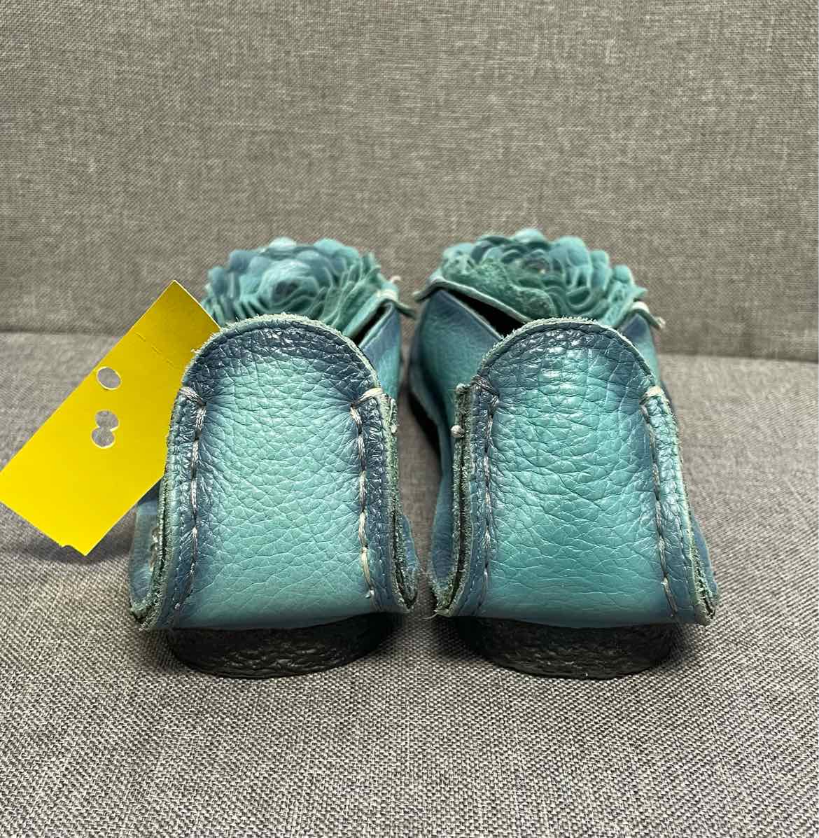 37 L'ARTISTE Shoes