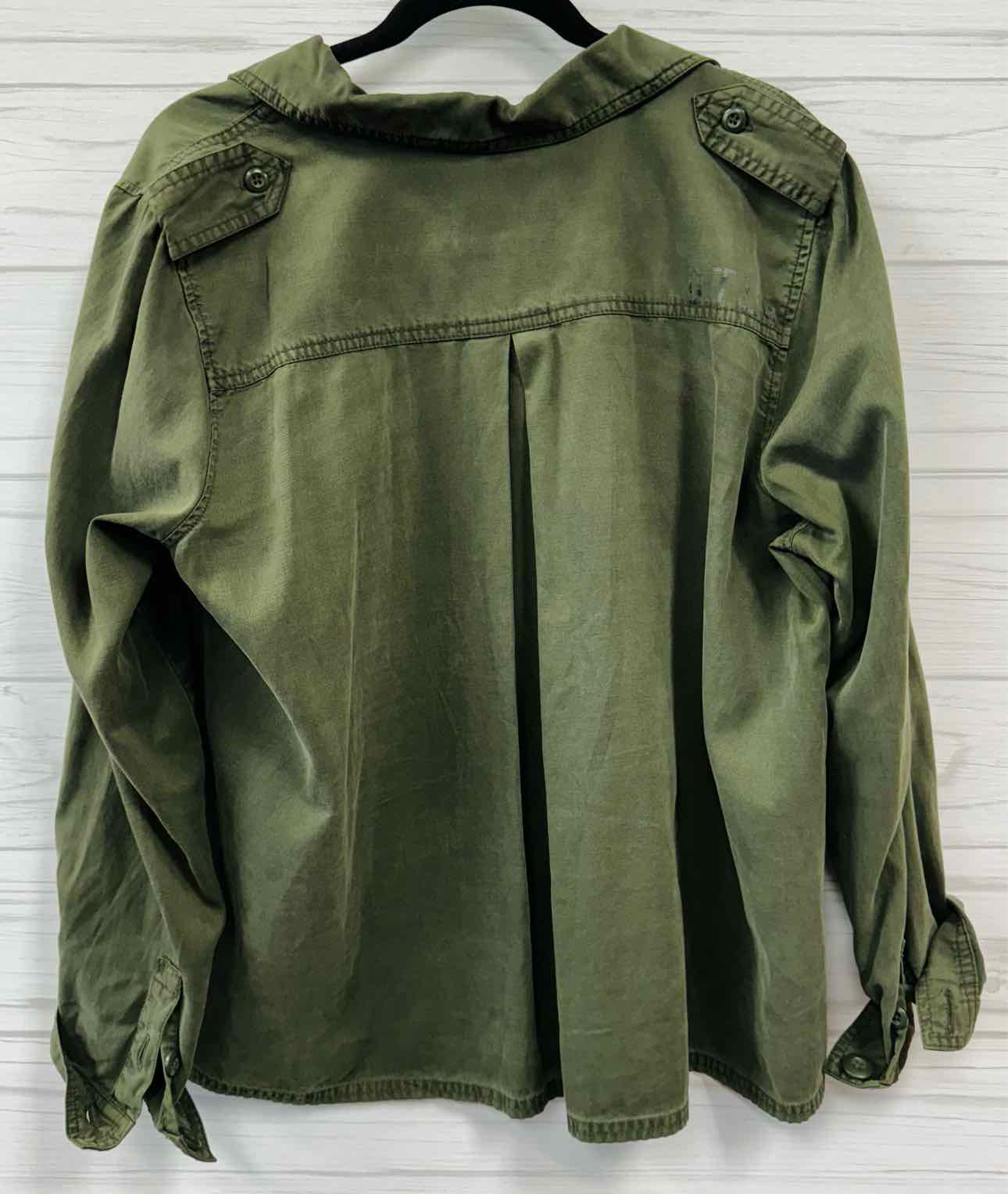 Size XL Lucky Brand Shirt