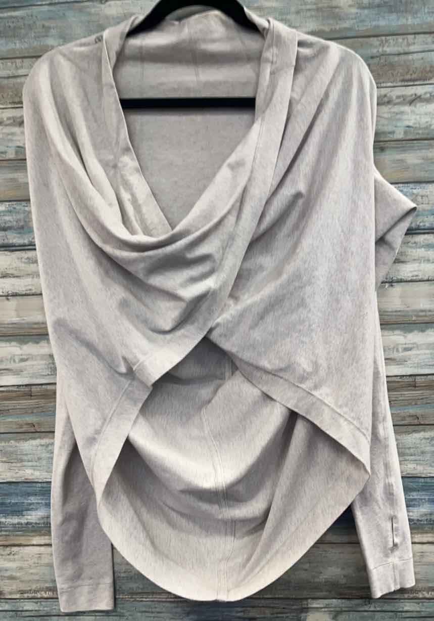 Size 6 Lululemon Shirt