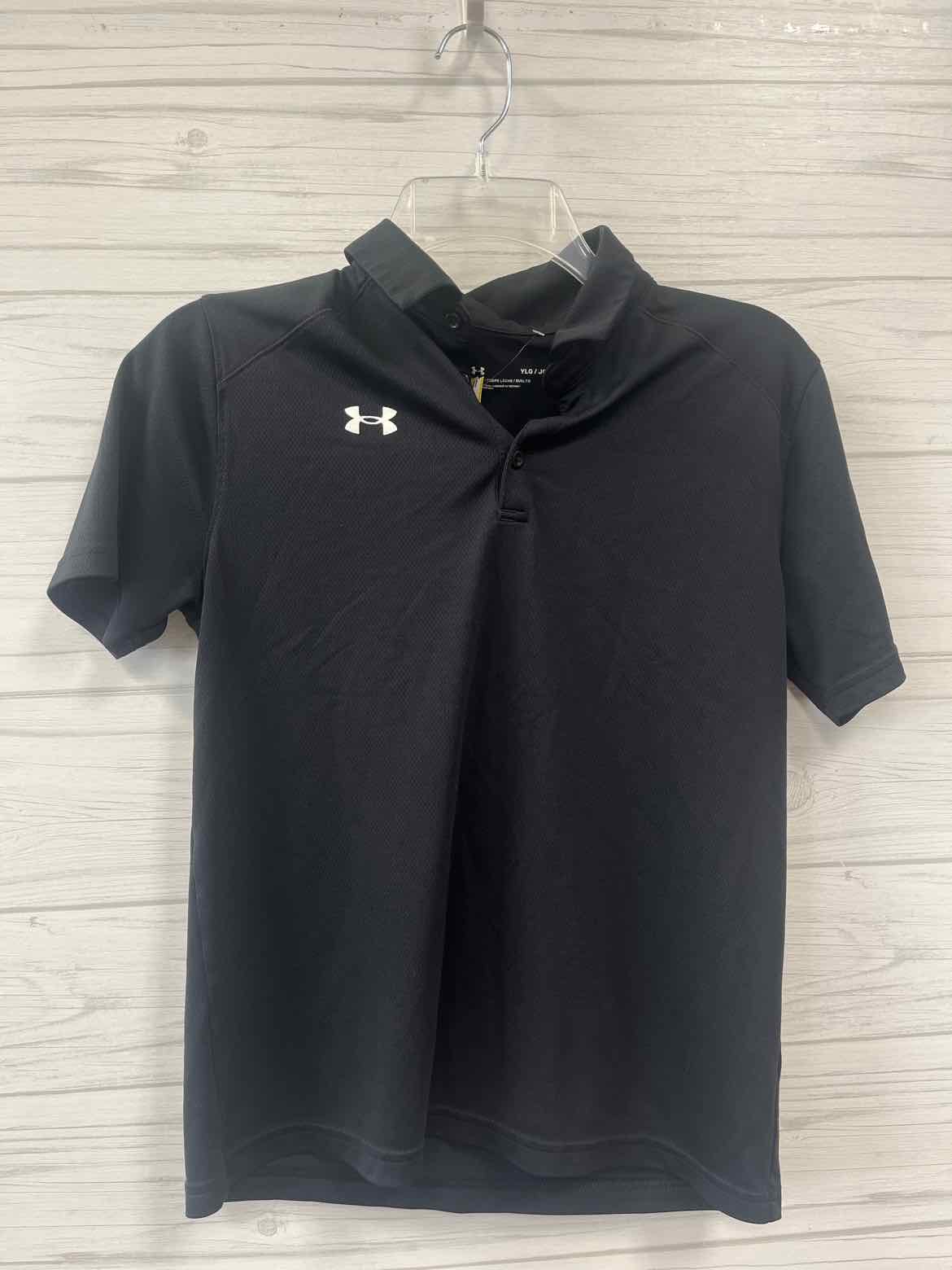 L Under Armor Shirt