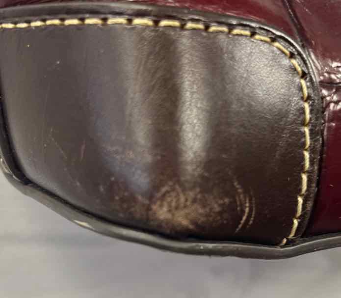Dooney & Bourke Purse