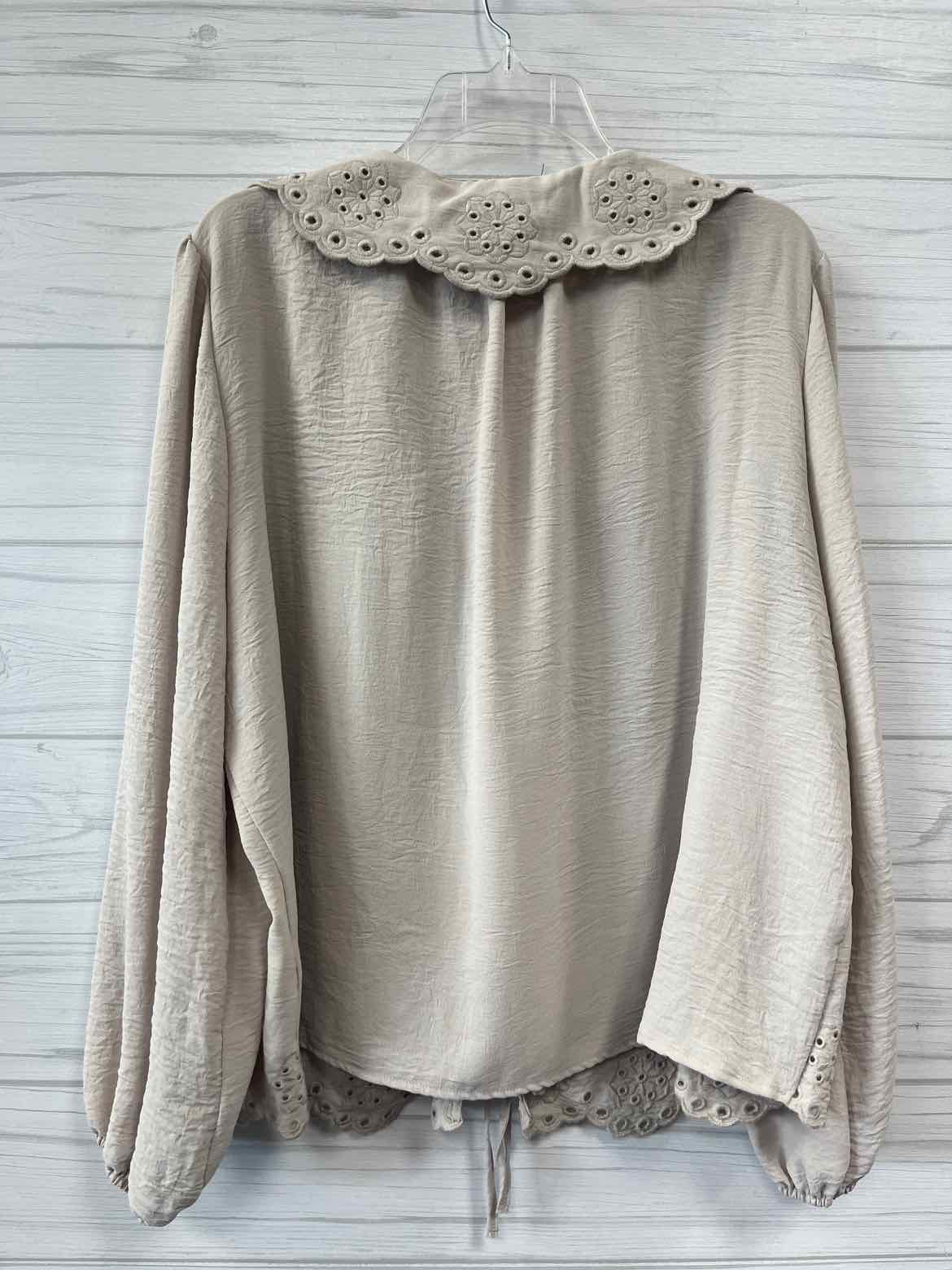 Size 2X Adrianna Papell Shirt