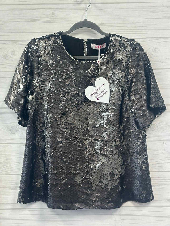 Size S Buddy Love Shirt
