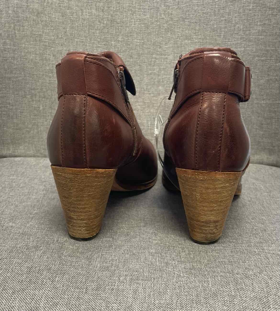 9 Johnston & Murphy Boots