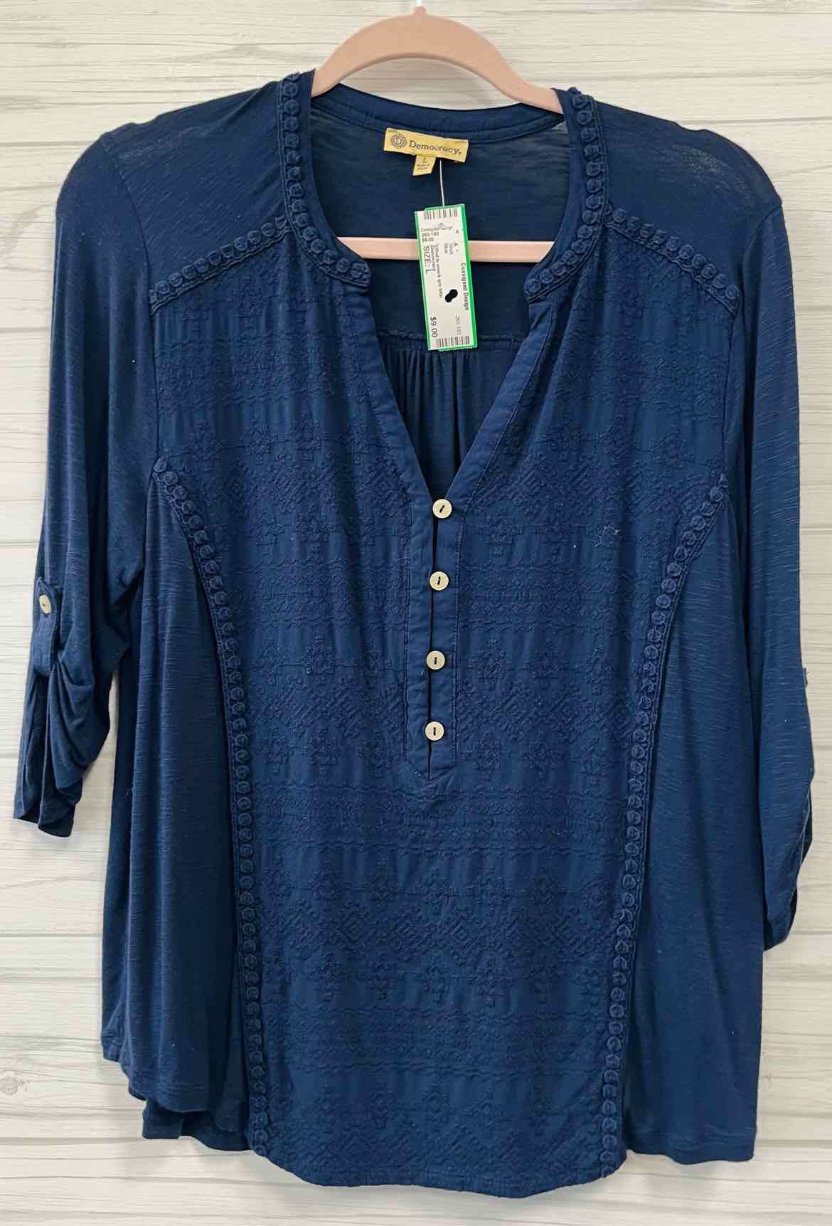 Size L Democracy Shirt