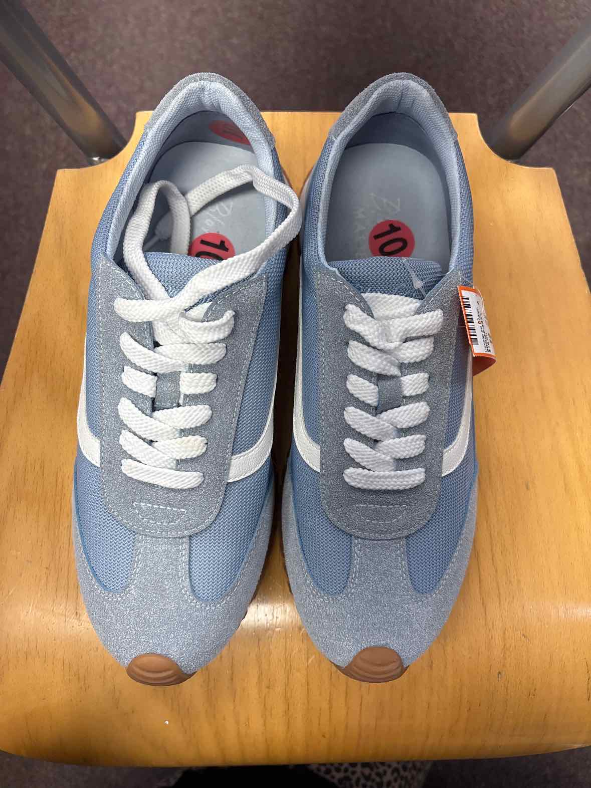 10 blowfish Sneakers