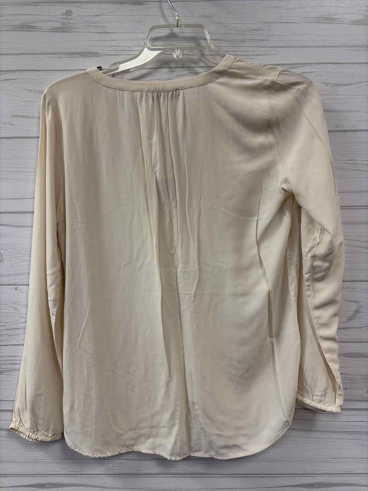 Size S Loft Shirt