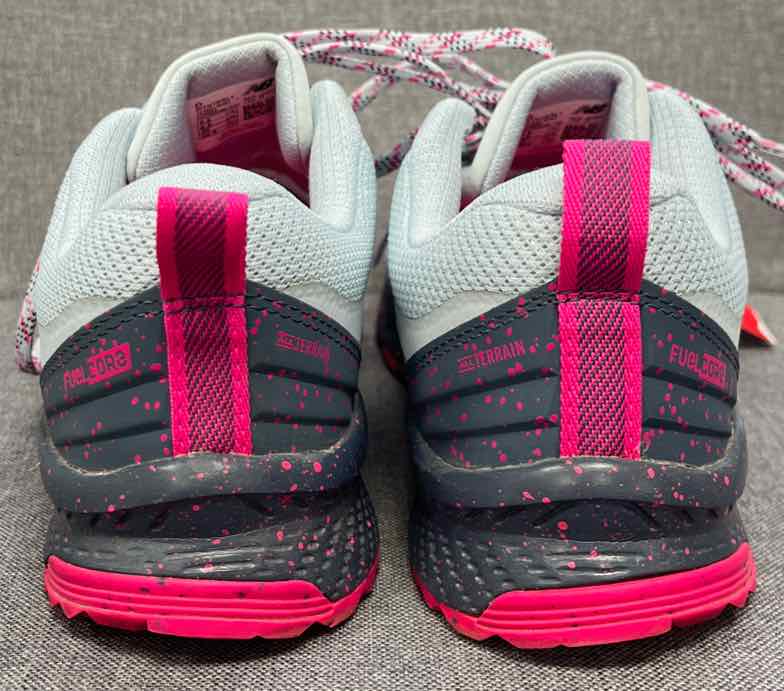 8.5 New Balance Sneakers