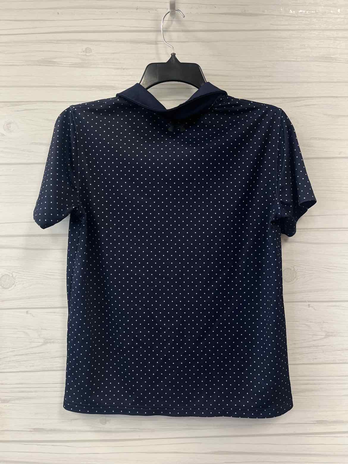 L Under Armor Shirt