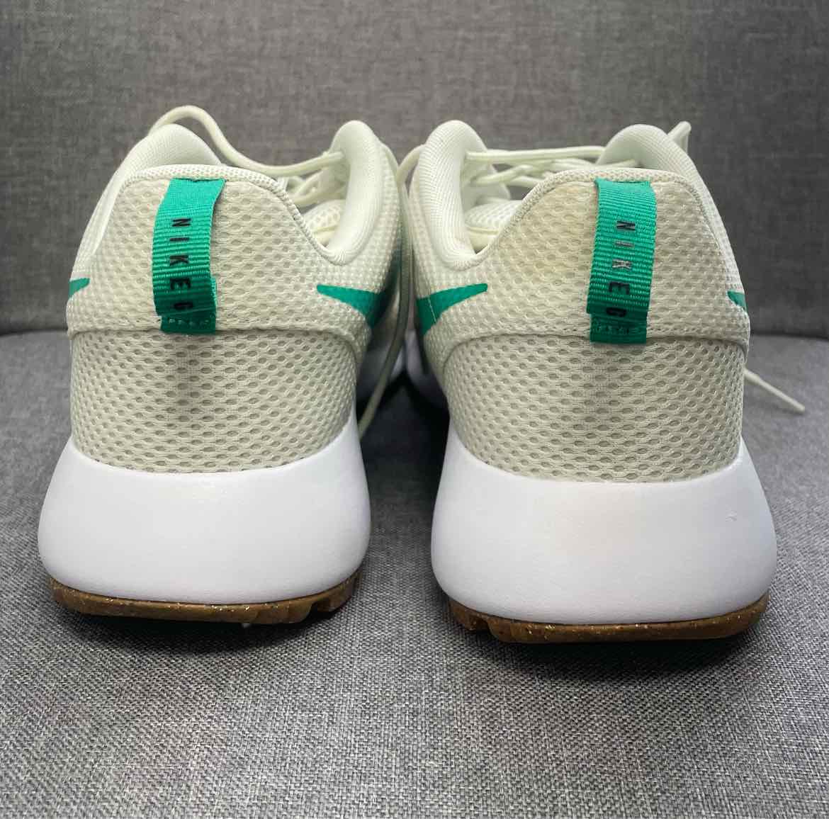 10 Nike Sneakers