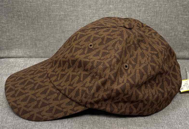 Size Michael Kors Hat