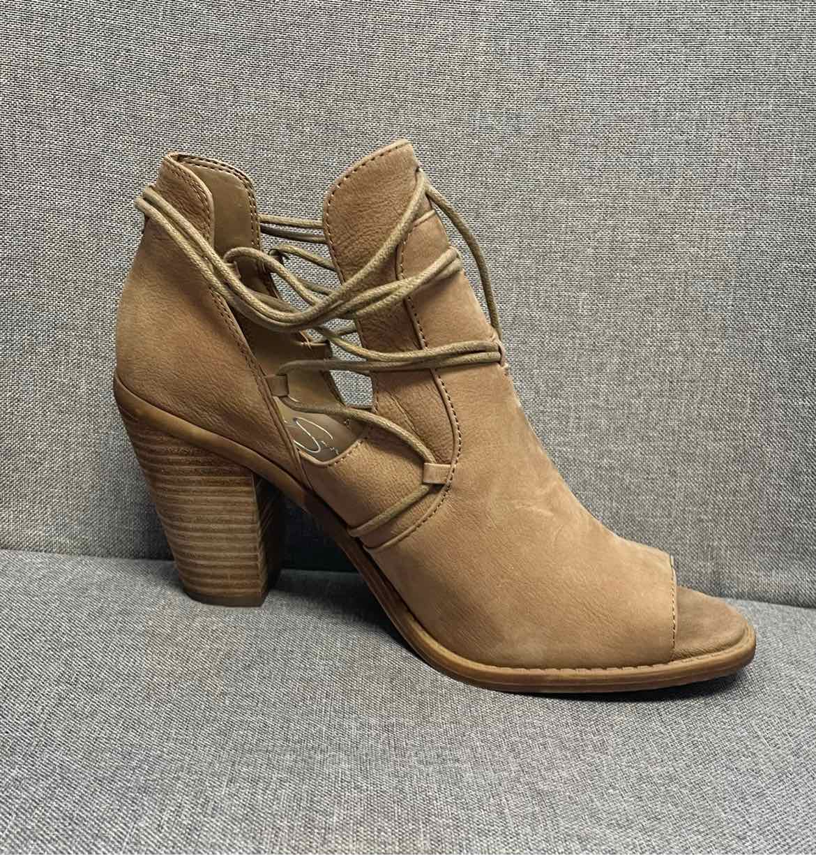 8.5 Jessica Simpson Shoes