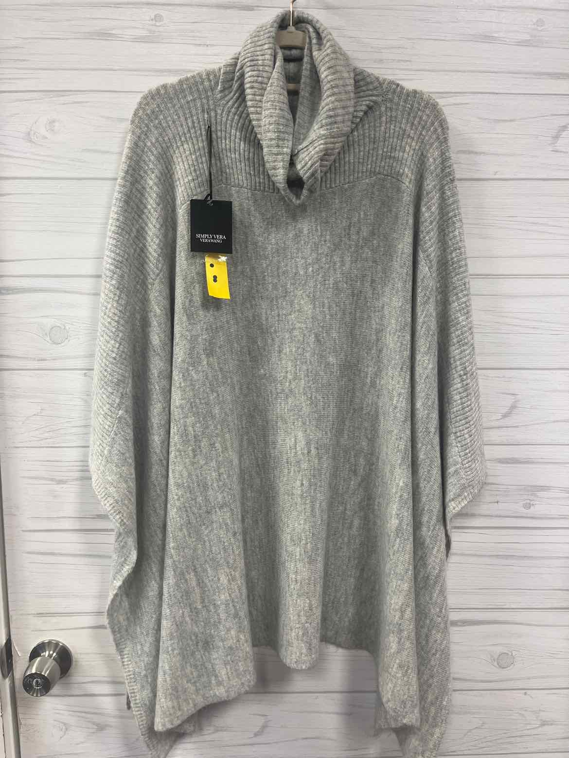 Size S/M Simply Vera Shirt