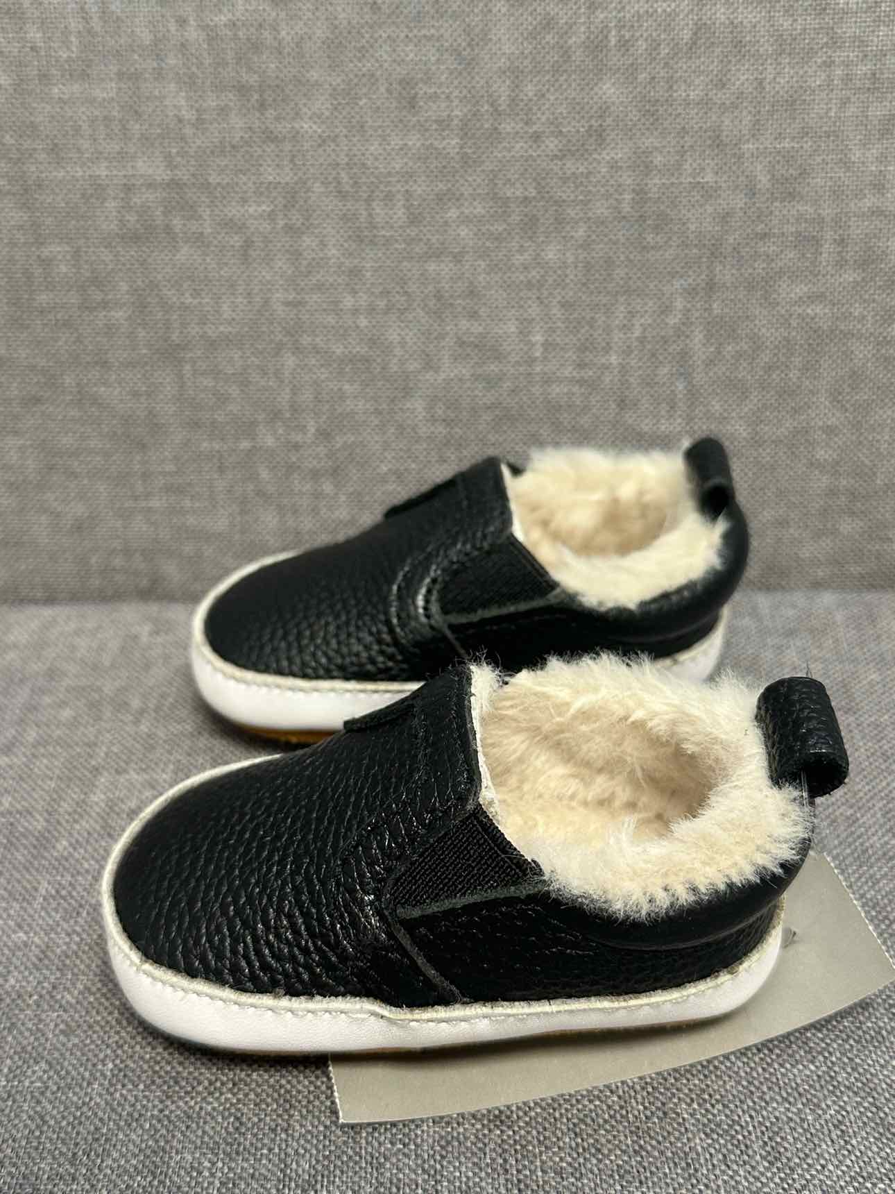 3-6 months Monkey Feet Shoes