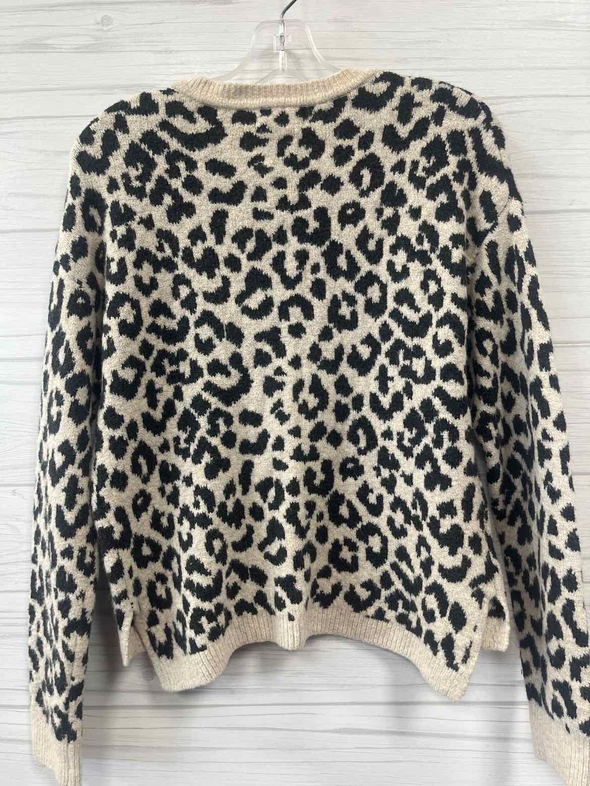Size S Yes Lola Sweater