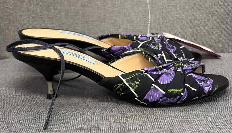 37.5 Prada Shoes