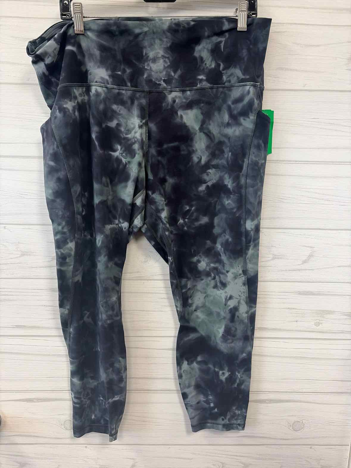 Size 18 Lululemon Leggings
