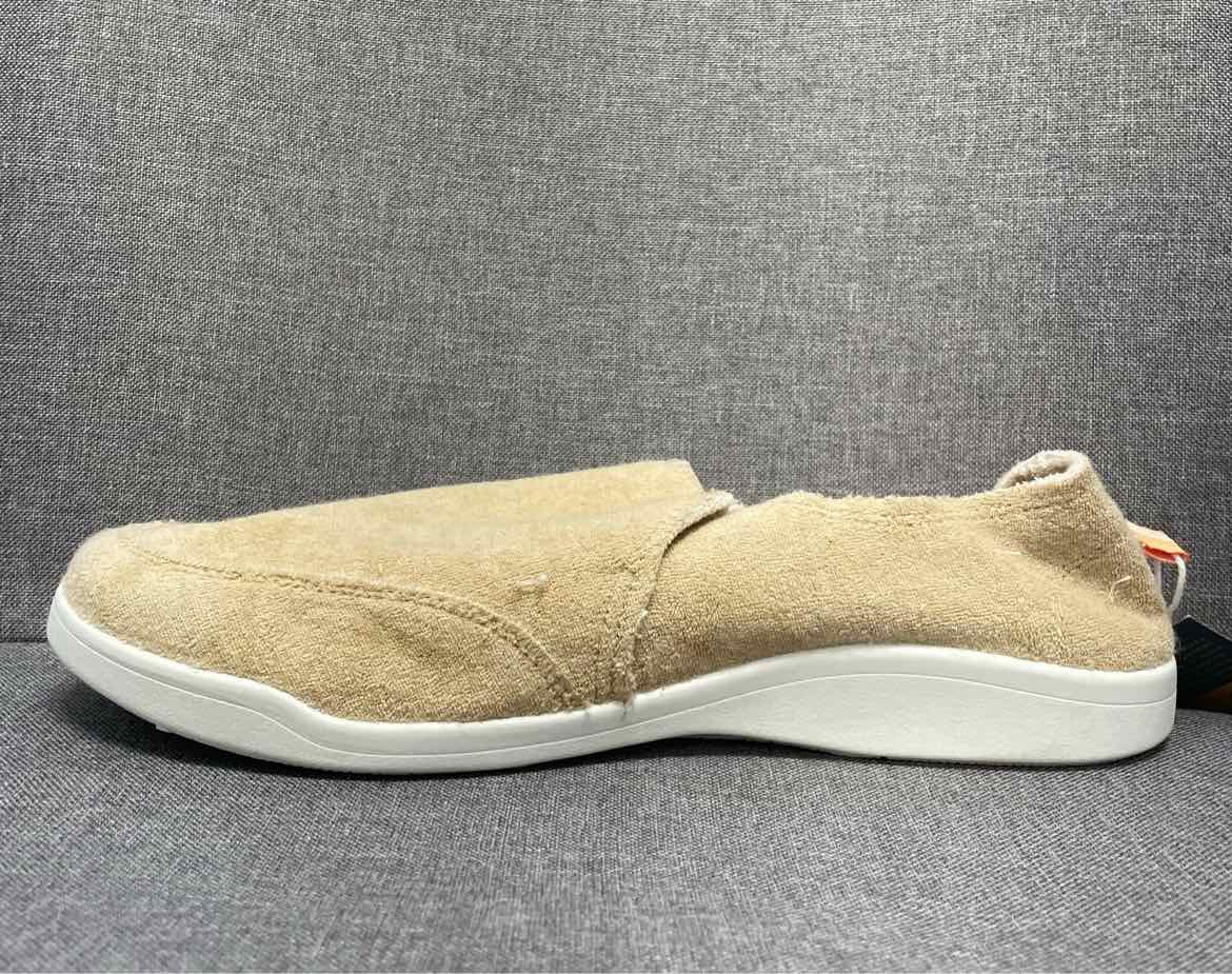 11 Vionic Beach Shoes