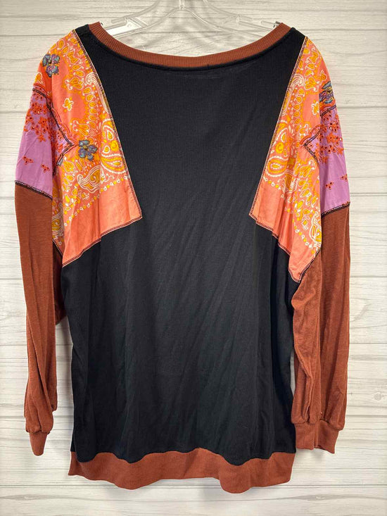 Size M We The Free Shirt