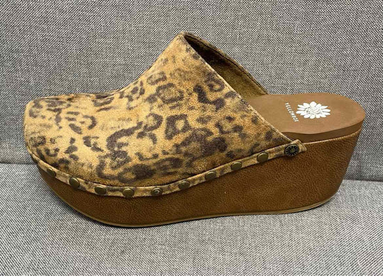 6.5 Yellow Box Shoes