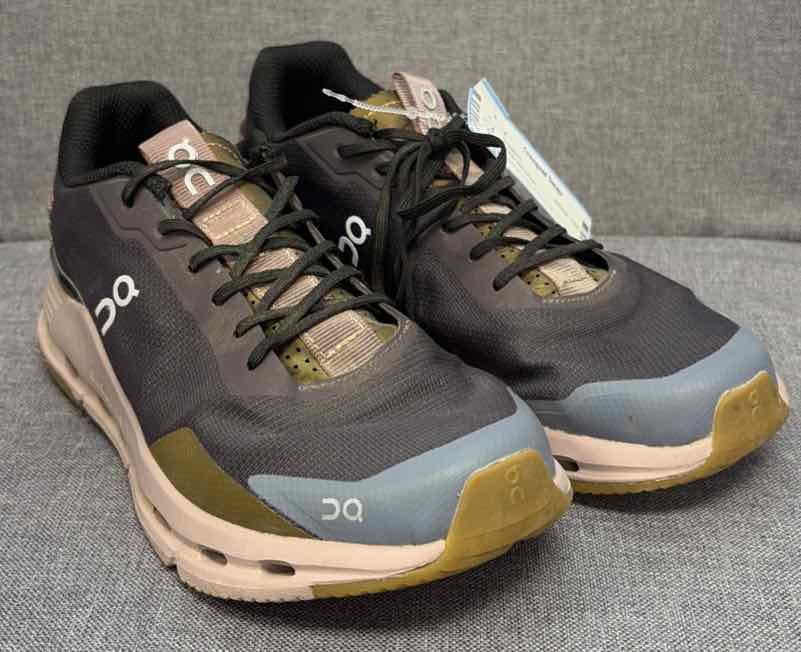 6 On Sneakers