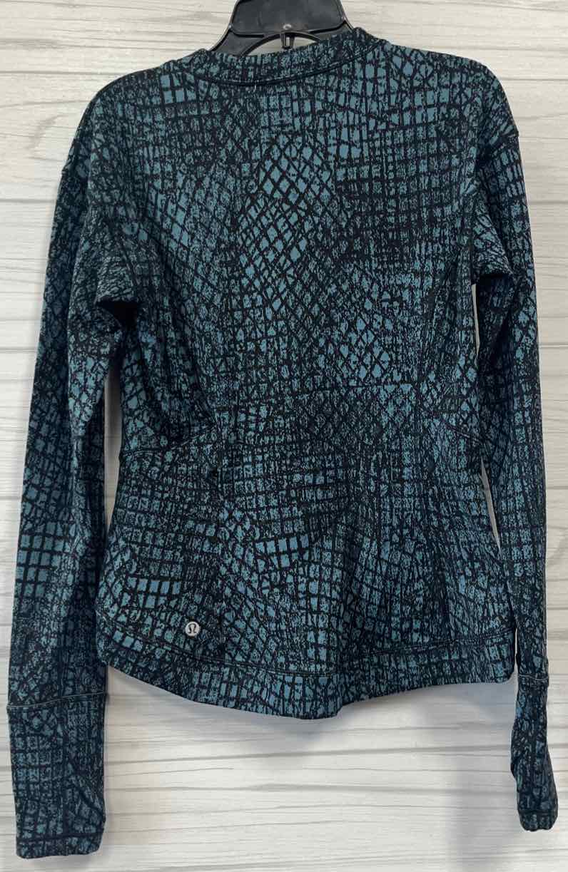 Size XS Lululemon Shirt