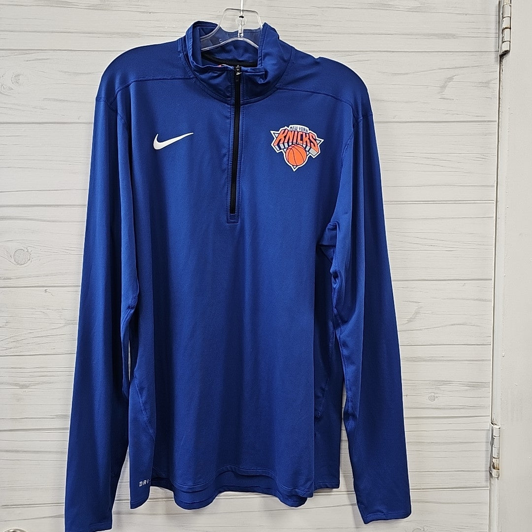 Size L Nike Pullover