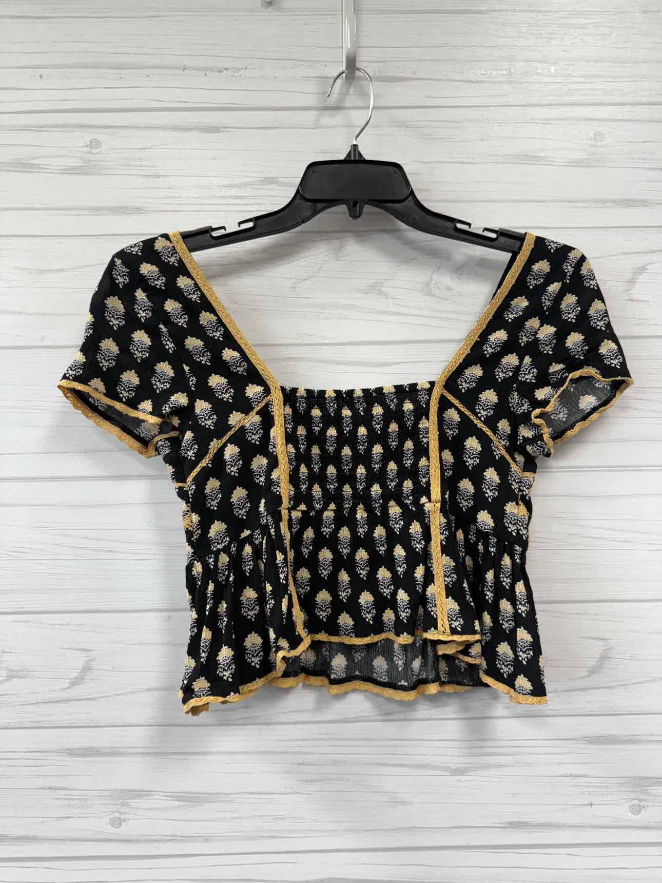 Size XS American Eagle Shirt